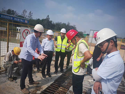 S366合六南03標(biāo)項(xiàng)目部開(kāi)展國(guó)慶節(jié)前安全生產(chǎn)大檢查